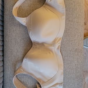 Wacoal Underwire Contour Nude Bra US 32DDD